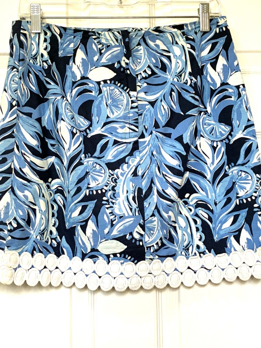 LILLY PULITZER Izzy Skirt Womens 4 High Tide Navy Print White Contrast Hem Beach - Picture 4 of 10